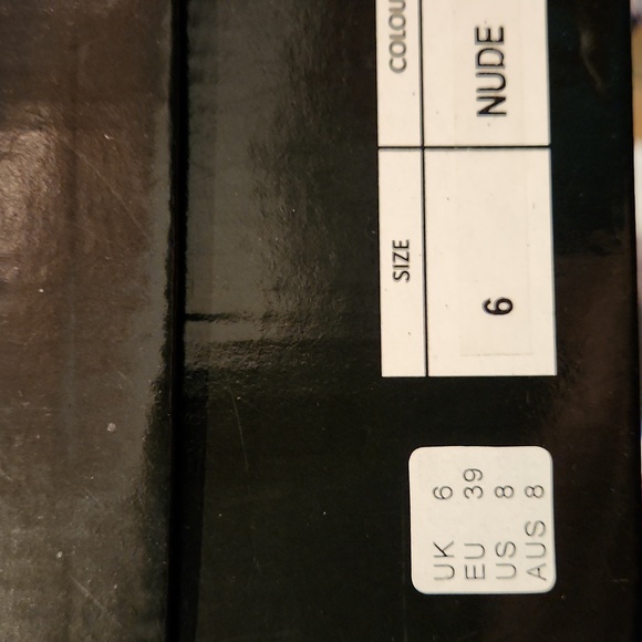 Pretty Little Things Nude Croc Clover Heels Size 8M EUC 3044 - Picture 9 of 9